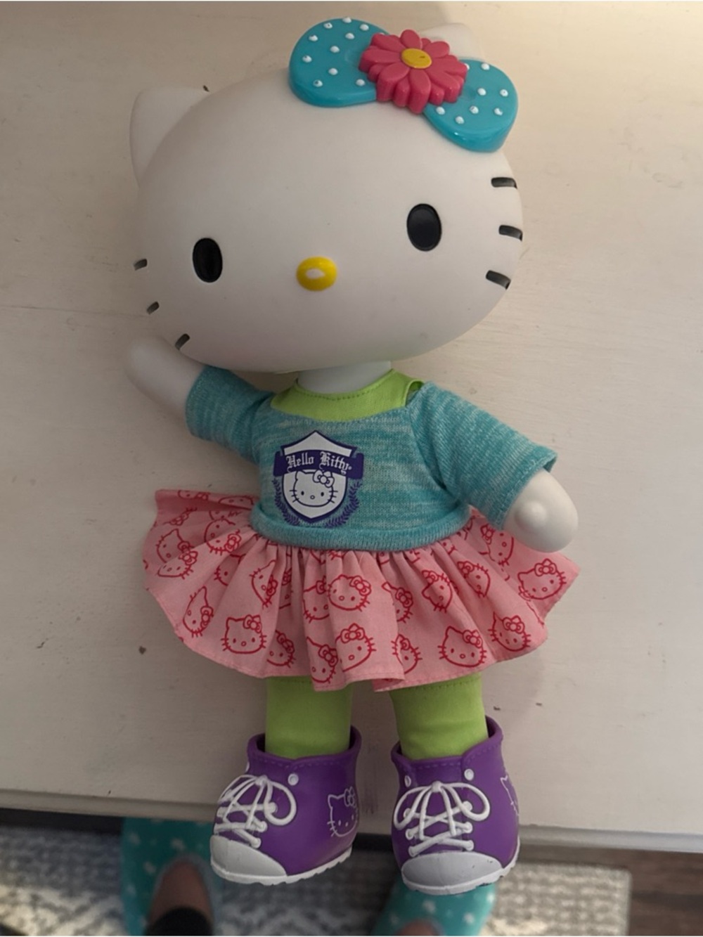Hello Kitty Doll Best Friends Poseable 12" Vinyl Figure White Cat 2013 Sanrio
